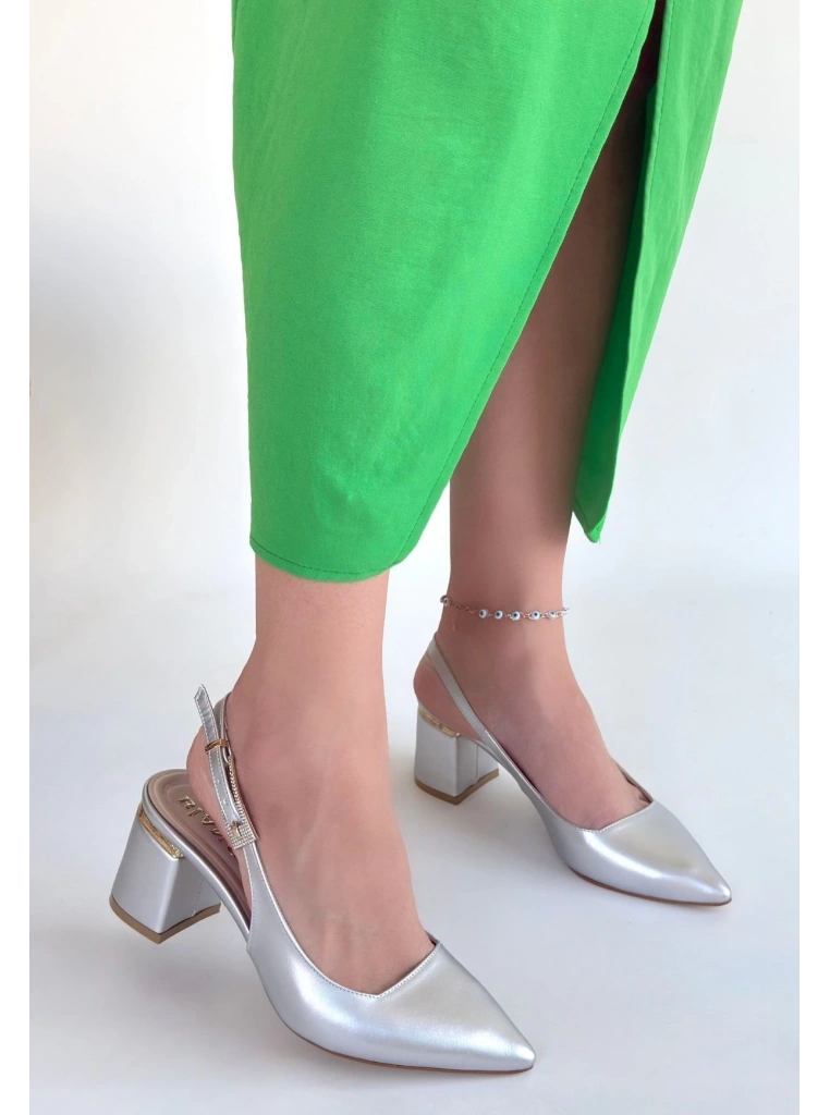 Buant Gümüş Cilt Topuklu Ayakkabı
