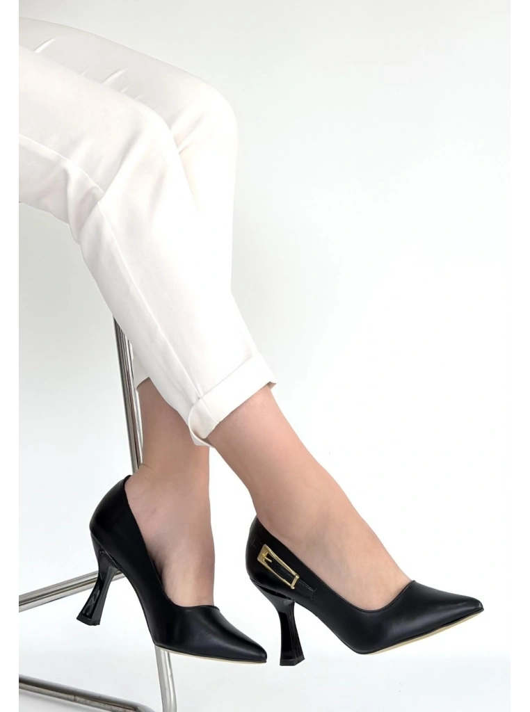 Cerin Siyah Cilt Topuklu Ayakkabı