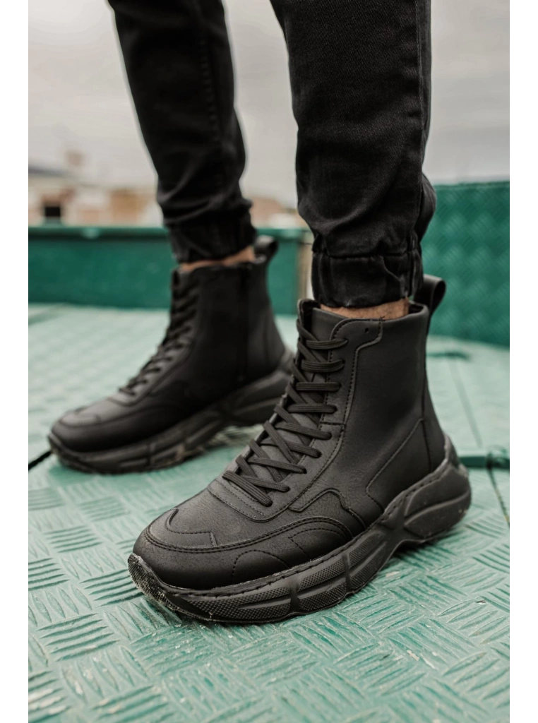 CH077 - ST Erkek Spor Bot SIYAH