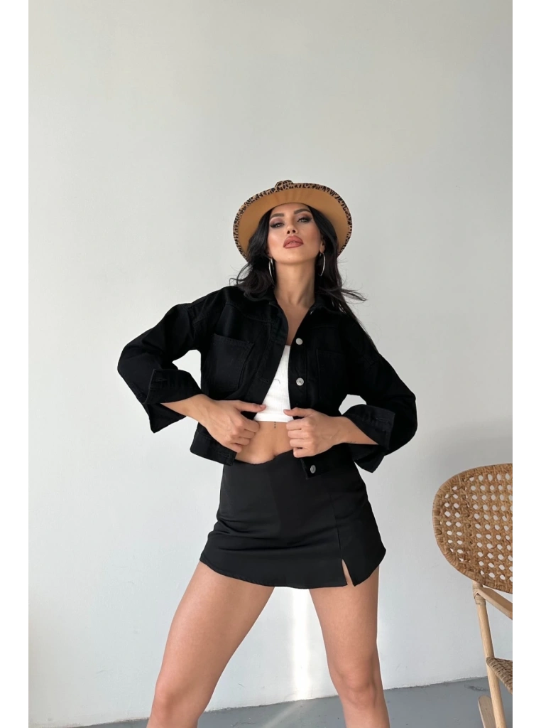 Çift cepli kol katlamalı süper taş enzim yıkamalı crop kot ceket siyah d2000