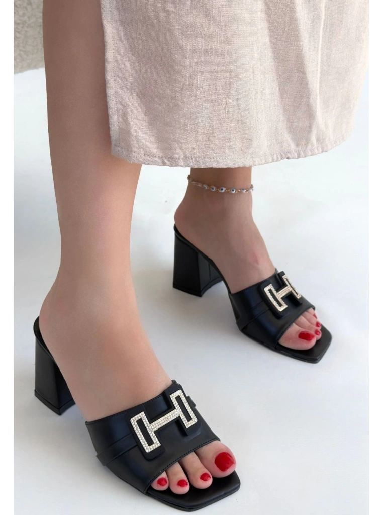 Erew Siyah Cilt Topuklu Terlik