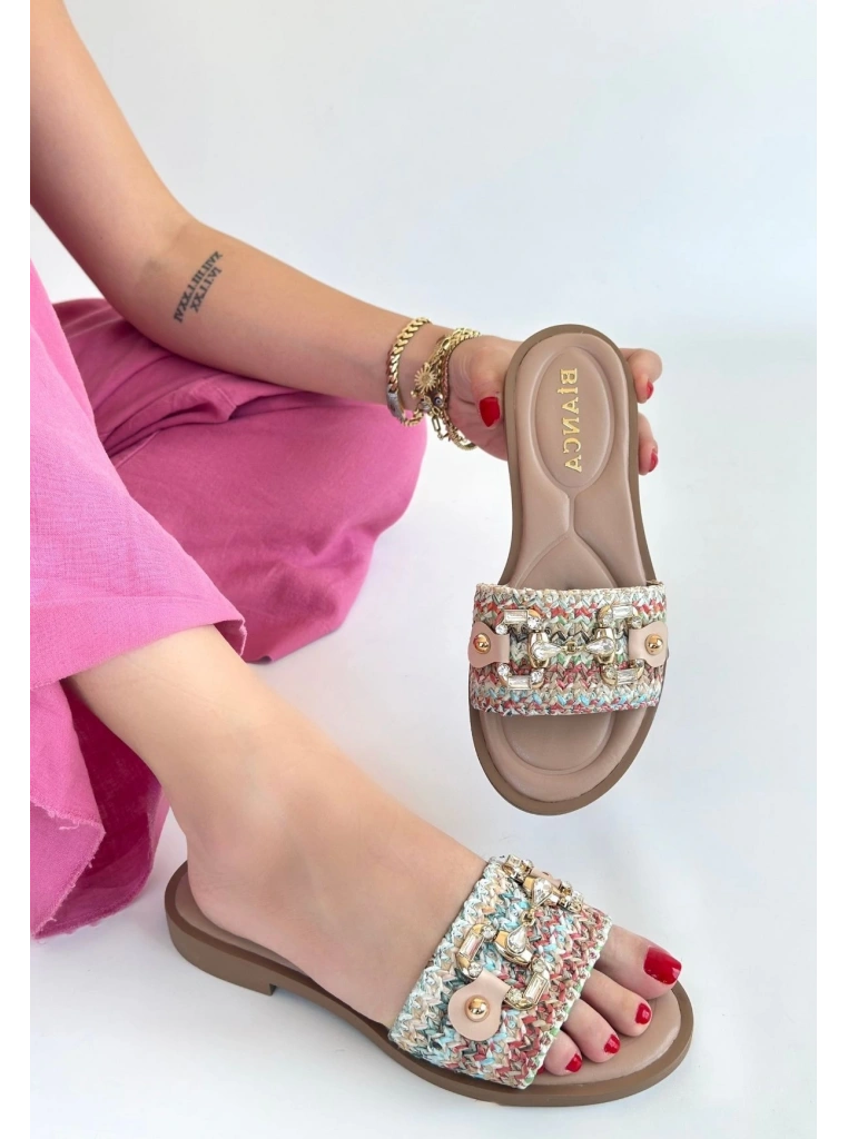 Gonne Renkli Hasır Dokuma Terlik