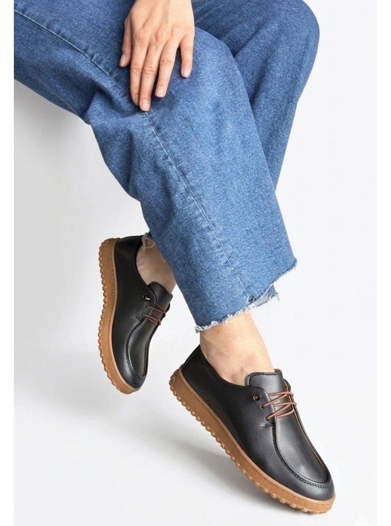 Guot Siyah Cilt Bağcıklı Babet Ayakkabı