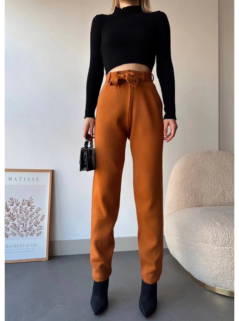 Kendinden kemerli triko pantolon camel