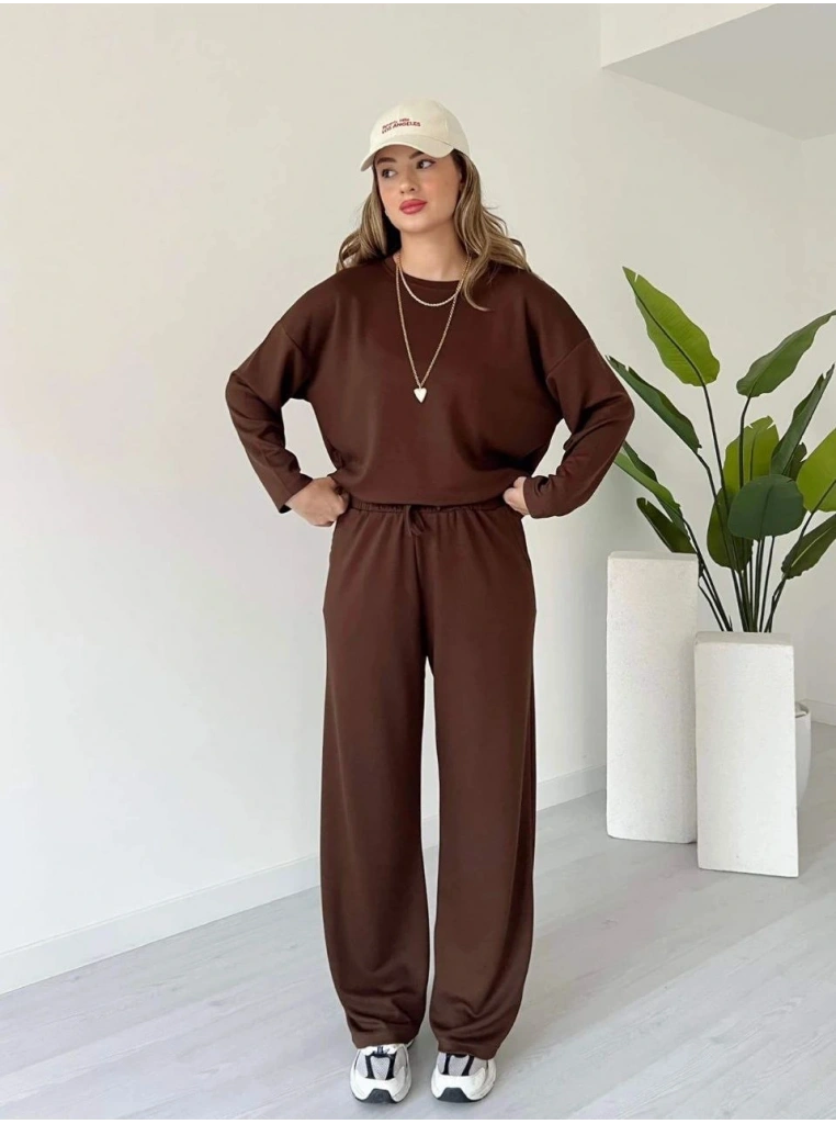 Kollu modal takım kahve