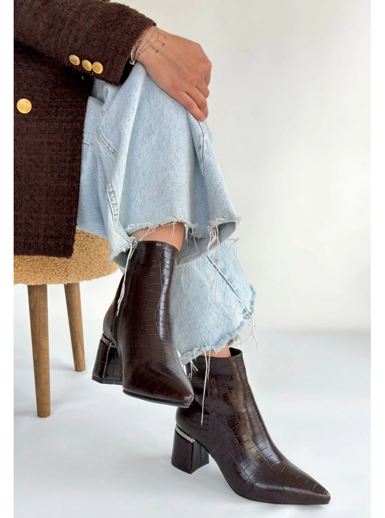 Meça Kahverengi Cilt Topuklu Bot