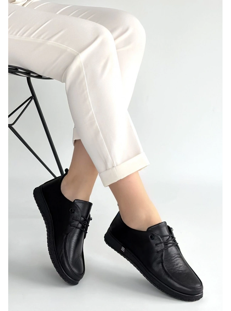 Mopin Siyah Deri Bağcıklı Spor Ayakkabı