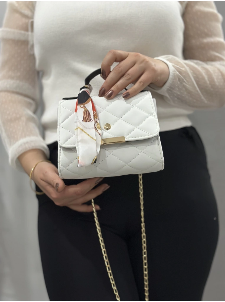 Beyaz cilt zoje çanta