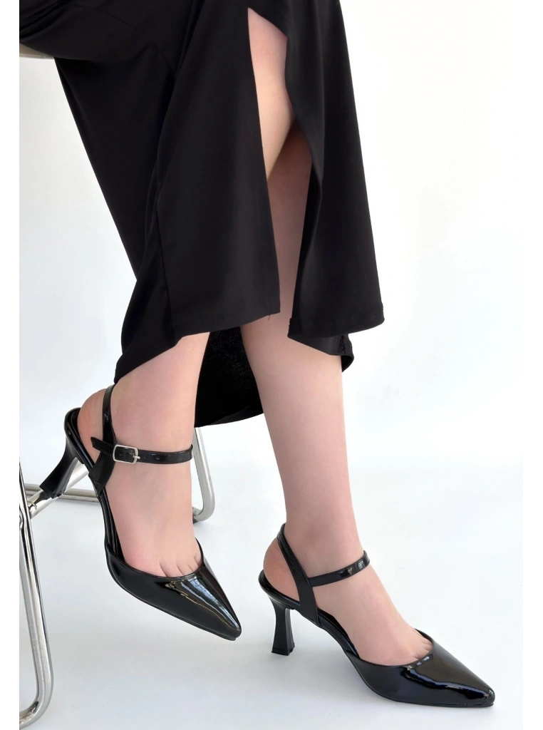 Suden Siyah Rugan Topuklu Ayakkabı