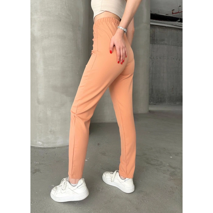Beli lastikli karamel pantolon