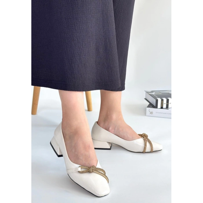 Estay Ten Rugan Topuklu Ayakkabı