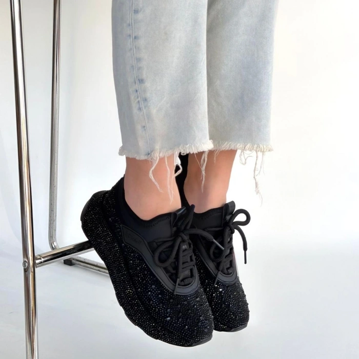 Rimay Siyah Cilt Boncuk İşlemeli Spor Ayakkabı