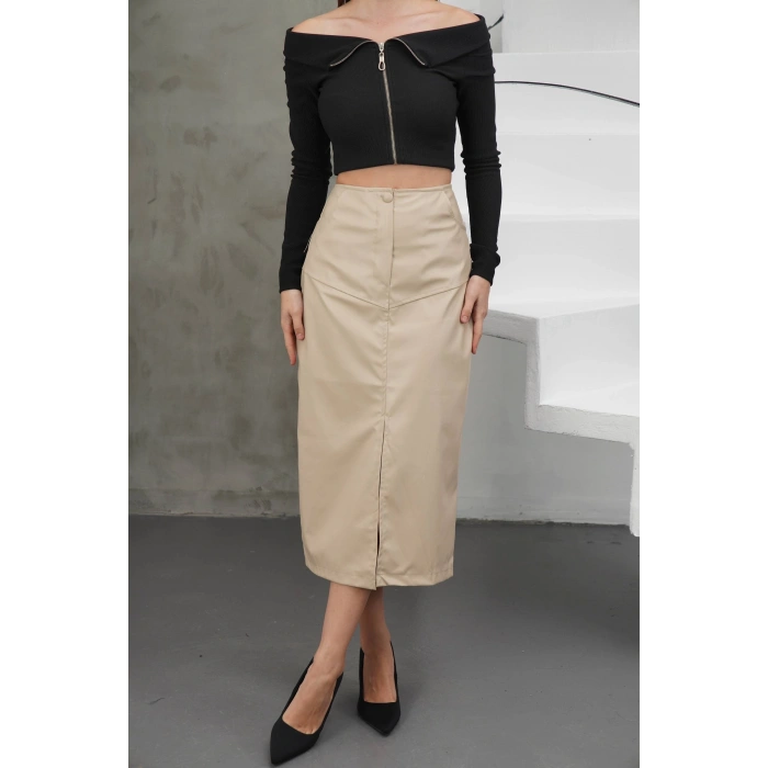 Yırtmaçlı uzun deri etek bej