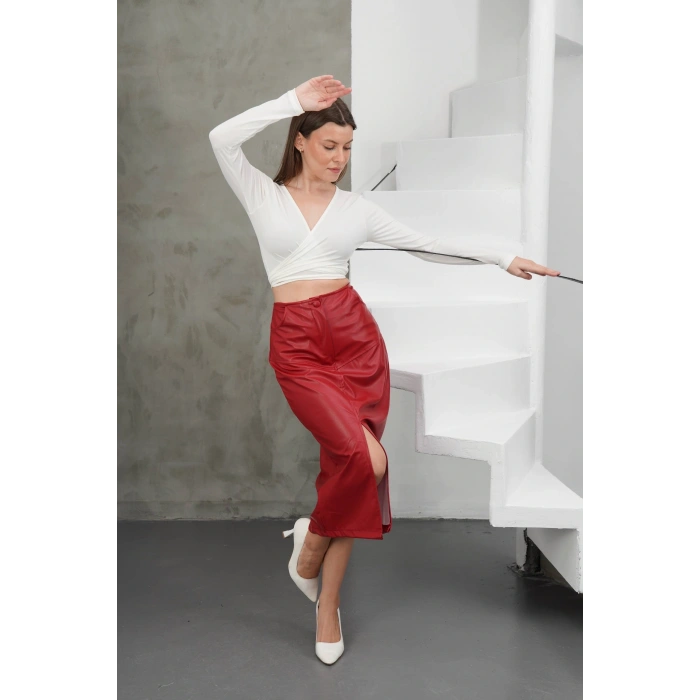 Yırtmaçlı uzun deri etek bordo