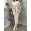 Kuşaklı mdl esnek kumaşlı elbise bej pt