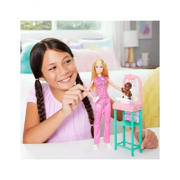 Barbie Bakım Temalı Kariyer Oyun Setleri Doktor Bebek