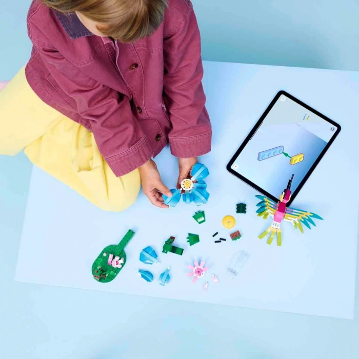 LEGO CREATOR VAHŞİ HAYVANLAR RENKLİ SİNEK KUŞU