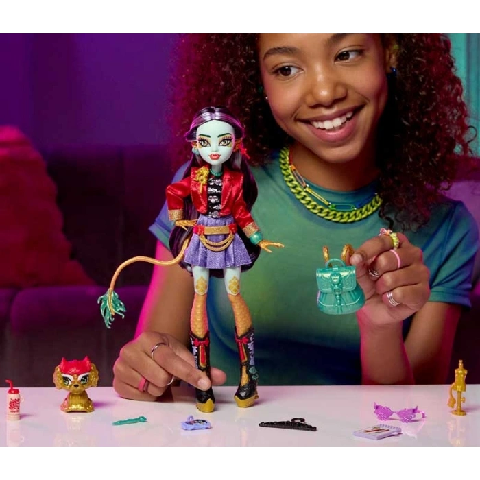 MONSTER HIGH STUDENT DOLL 1