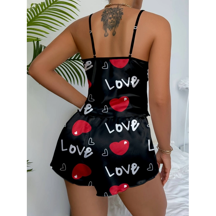 Aşk Temalı Kalp Desenli Siyah Saten Şortlu Gecelik Takım