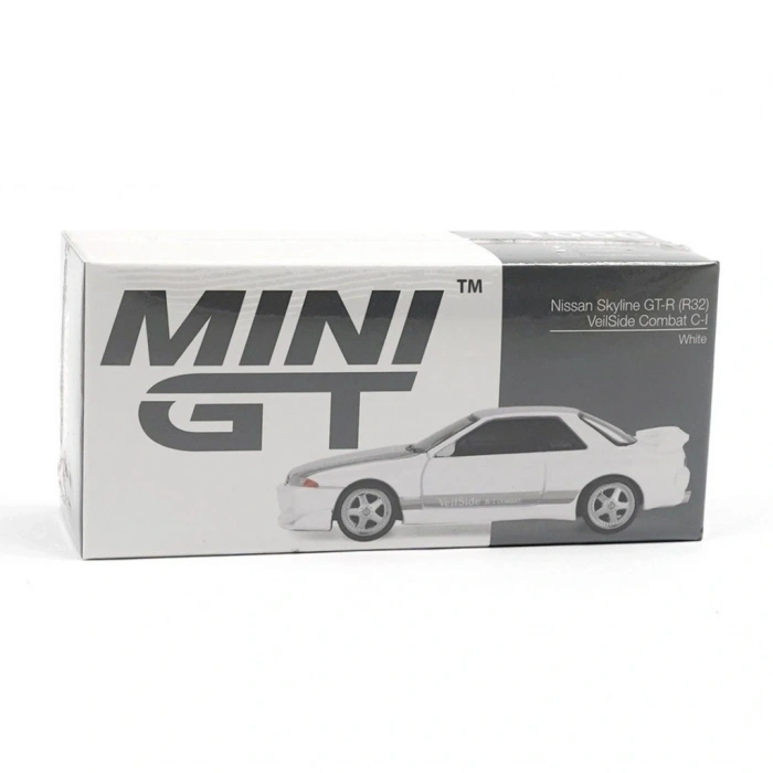 BFS 1/64 Nissan Skyline GT-R (R32) VeilSide Combat C-I White