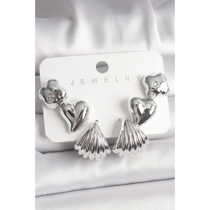 BFS Gümüş Renk Yonca Kalp Deniz Kabuğu Figür CCB Kadın Küpe Seti