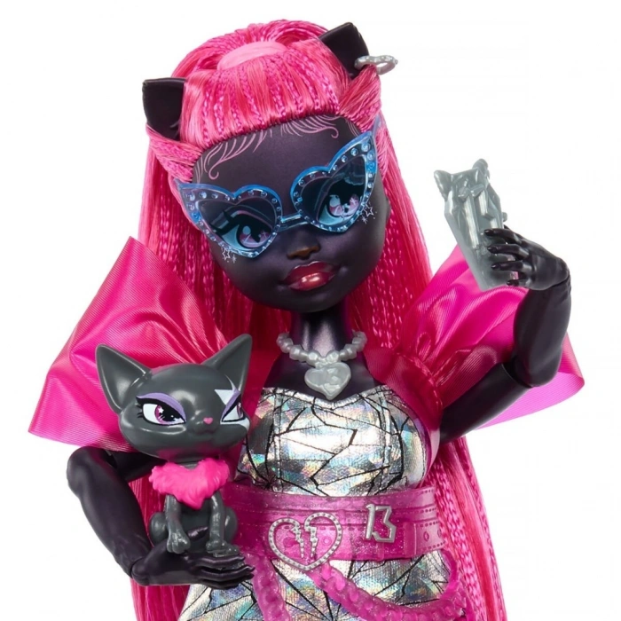 BFS HXH76 Monster High Catty Noir