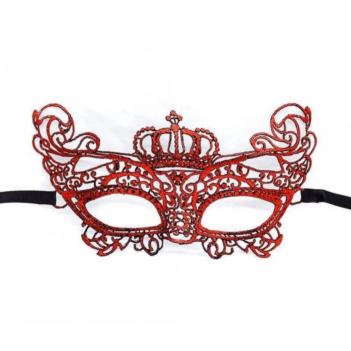 BFS   Kırmızı Renk Dantel Örgü İşlemeli Parti Maskesi Model 2