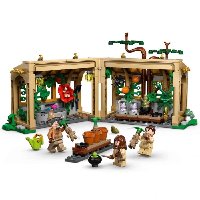BFS  LEGO Harry Potter Hogwarts Şatosu: Bitkibilim Dersi 76445