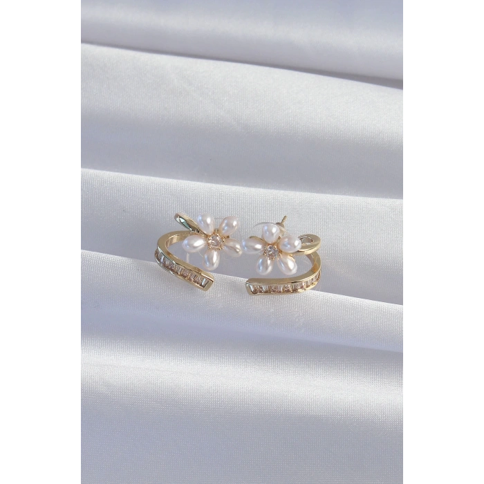 BFS Pirinç Gold Renk Zirkon Taşlı Kıvrımlı İnci Çiçek Küpe