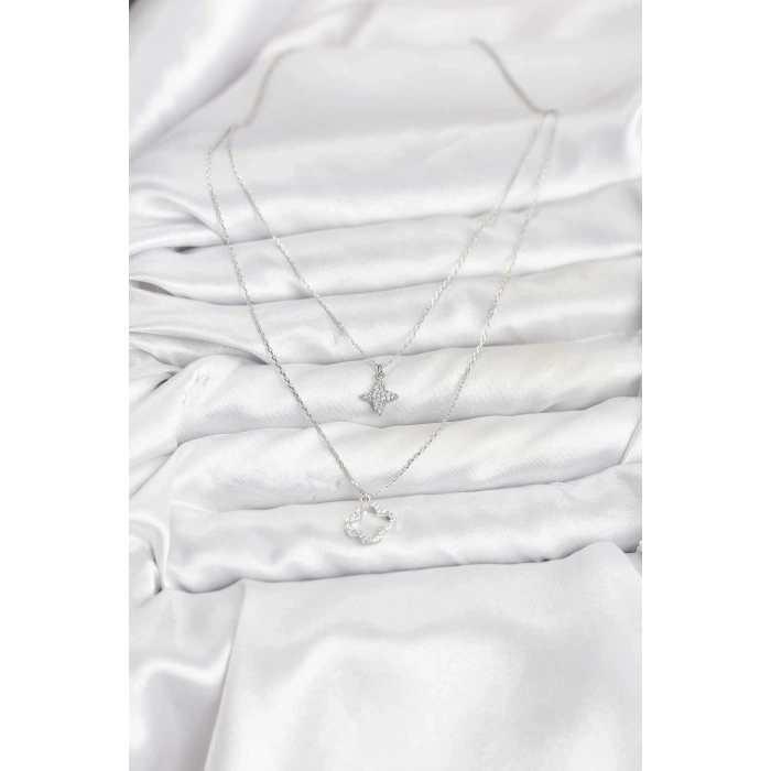 BFS Pirinç Gümüş Renk Yonca Model 2li Kadın Kolye