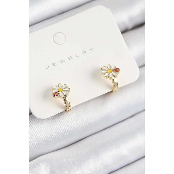 BFS Pirinç Papatya Model Gold Renk Çocuk Küpe