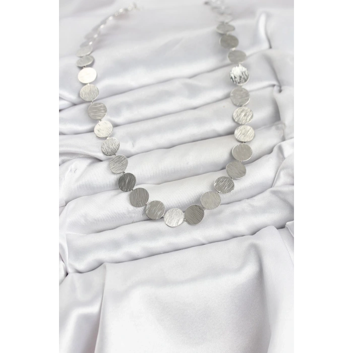 BFS Yuvarlak Plaka Model Gümüş Renk Kadın Kolye