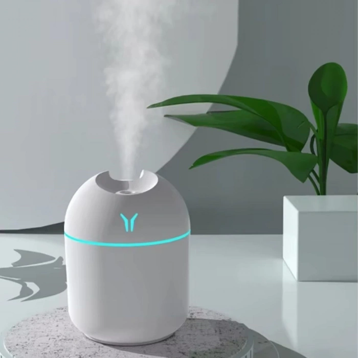 Işıklı Kuru Havayı Azaltan ve Aromaterapi Deneyimi Sunan Hava ve Oda Nemlendirici