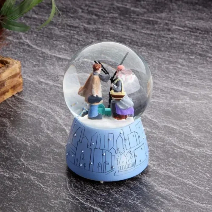 Işıklı Müzikli Kar Küresi