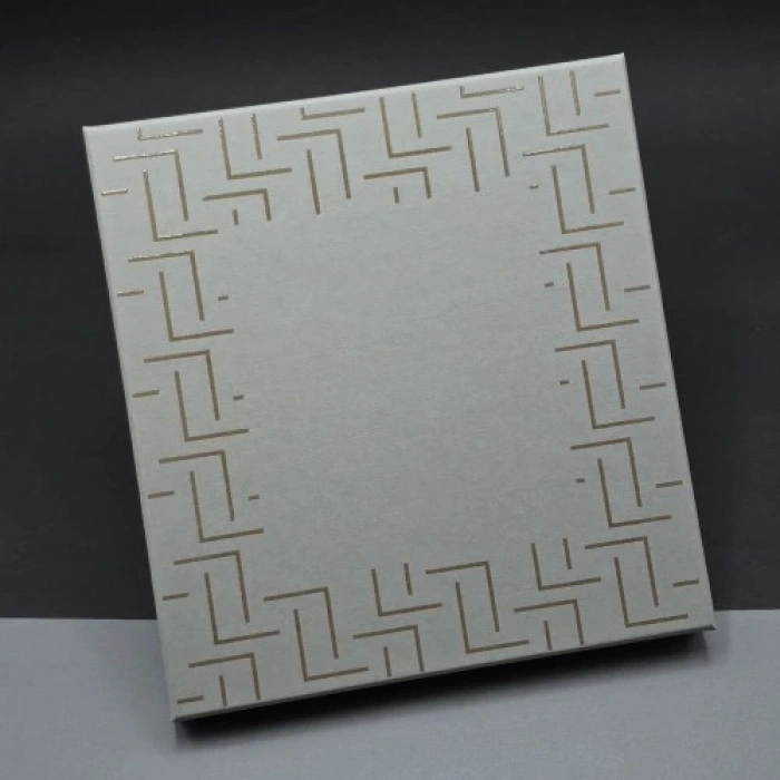Kutulu Desenli Deri Defter Ve Metal Roller Kalem Set