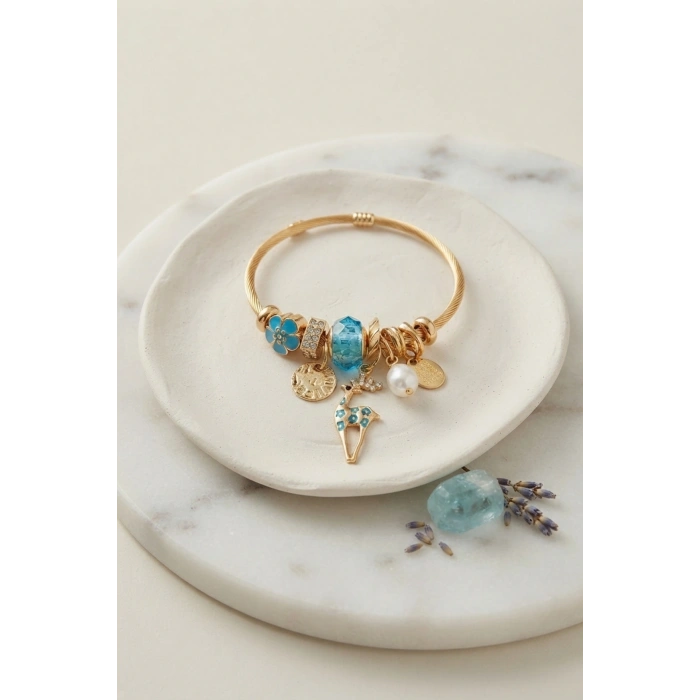Mey İthalat® Geyik Model Gold Renk Mavi Charmlı Bileklik
