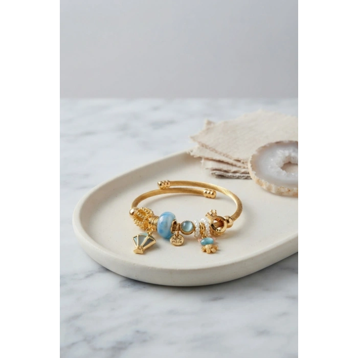 Mey İthalat® Mavi Uçan Model Charmlı Gold Renk Bileklik