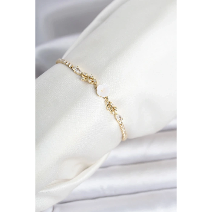 Mey İthalat® Pirinç Gold Renk Çiçek Model Su Yolu Kadın Bileklik