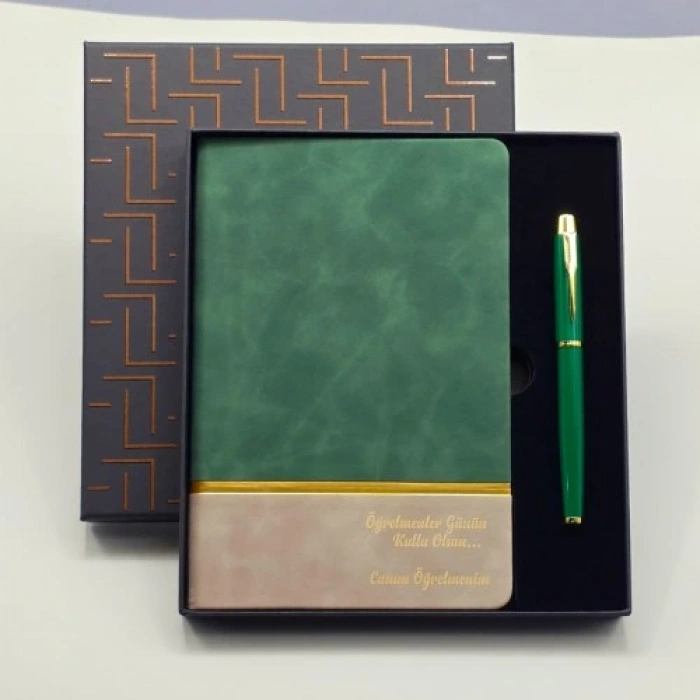 Yeşil Şeritli Defter Ve Yeşil Metal Kalem Set