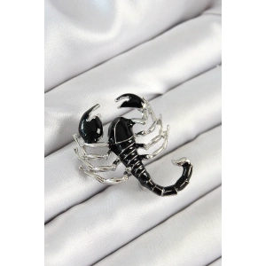 BFS 3D Siyah Akrep Figürlü Gümüş Renk Kadın Broş