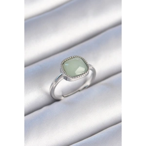 BFS Pirinç Gümüş Renk Yeşil Kare Mineli Kadın Yüzük