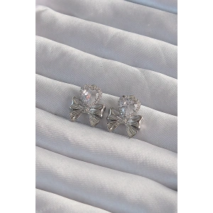 BFS Pirinç Gümüş Renk Zirkon Taşlı Kalp Model Fiyonk Küpe