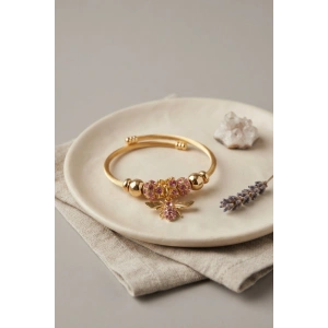 Mey İthalat® Pembe Arı Model Gold Renk Charm Bileklik
