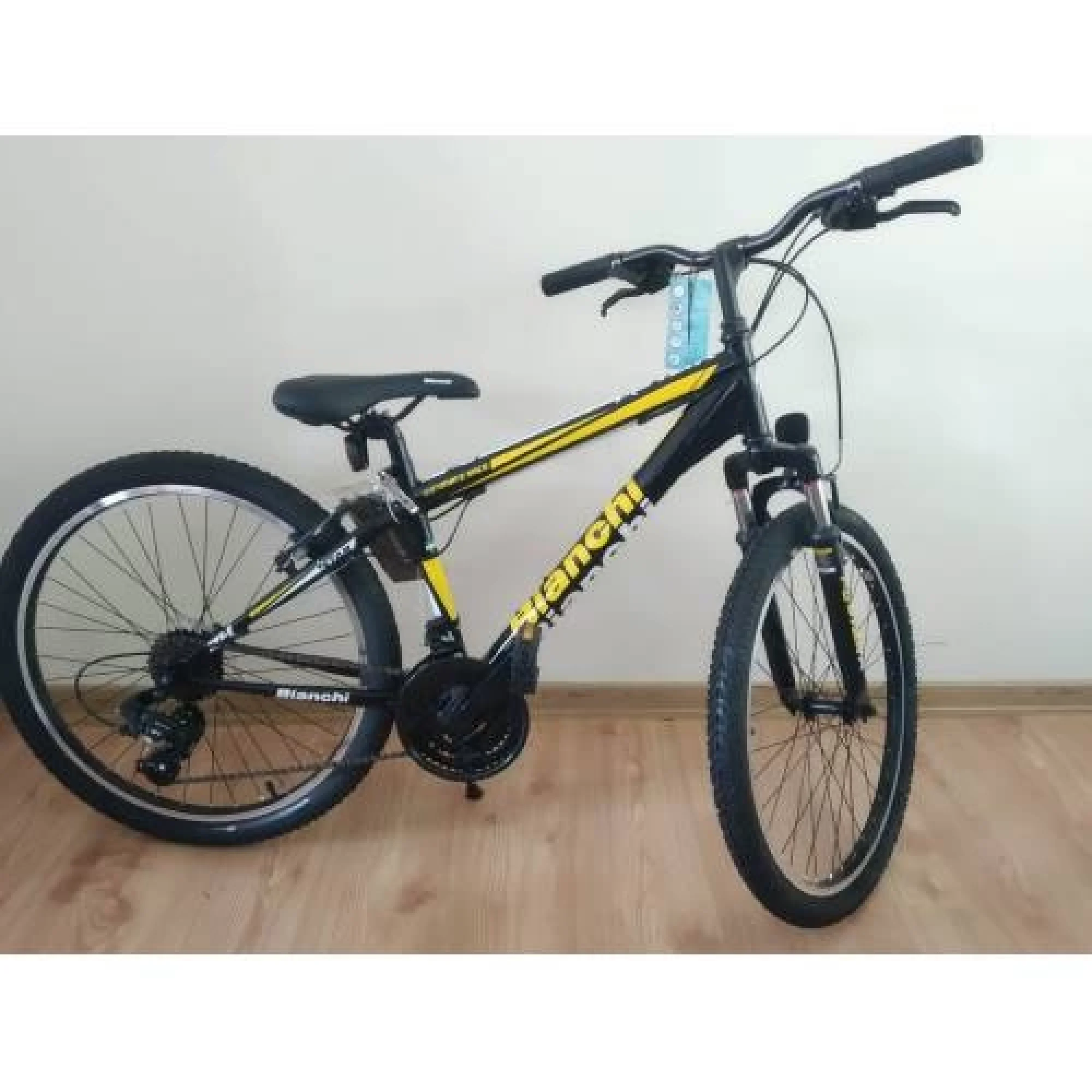Bianchi Star V Fren 21 Vites 24 Jant Dağ Bisikleti Siyah Sarı