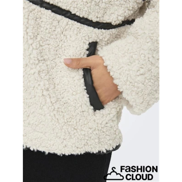 Deri Detaylı Oversize Kadın Ceket