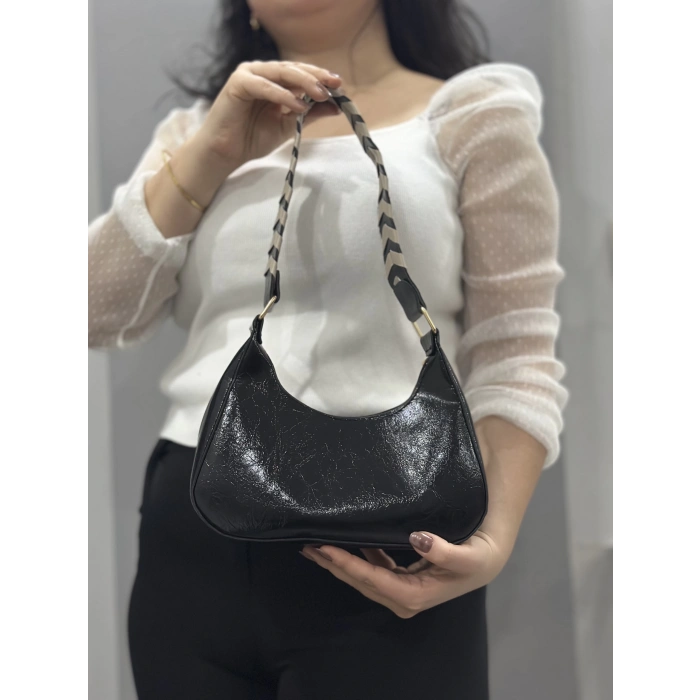 Kraş siyah cilt çanta