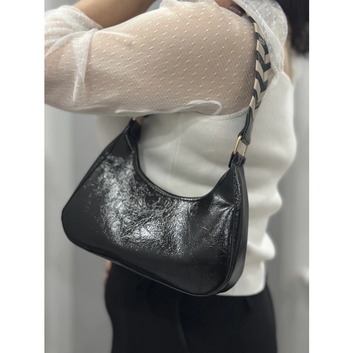 Kraş siyah cilt çanta