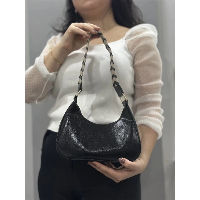 Kraş siyah cilt çanta