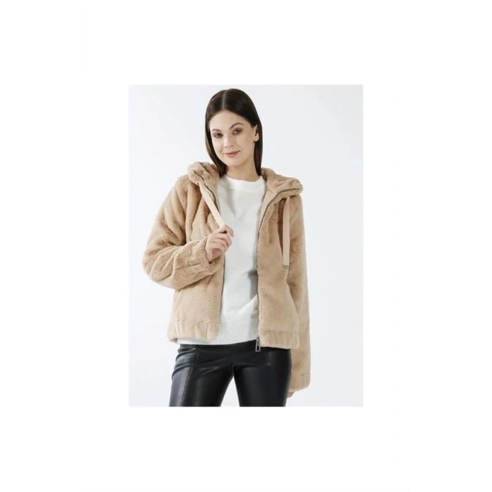 Kürklü Kapüşonlu Mont