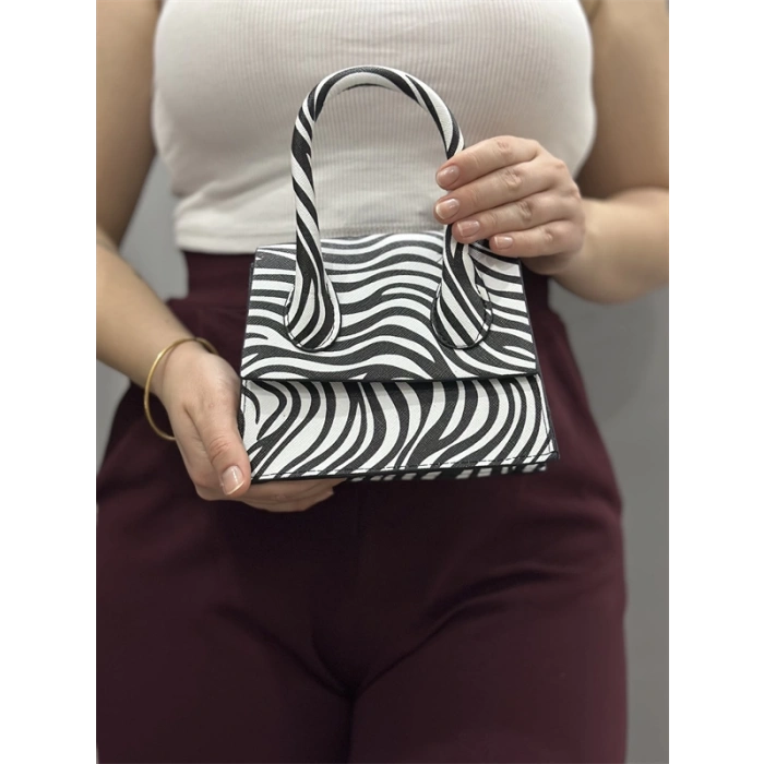 luxe siyahbeyaz cilt çanta